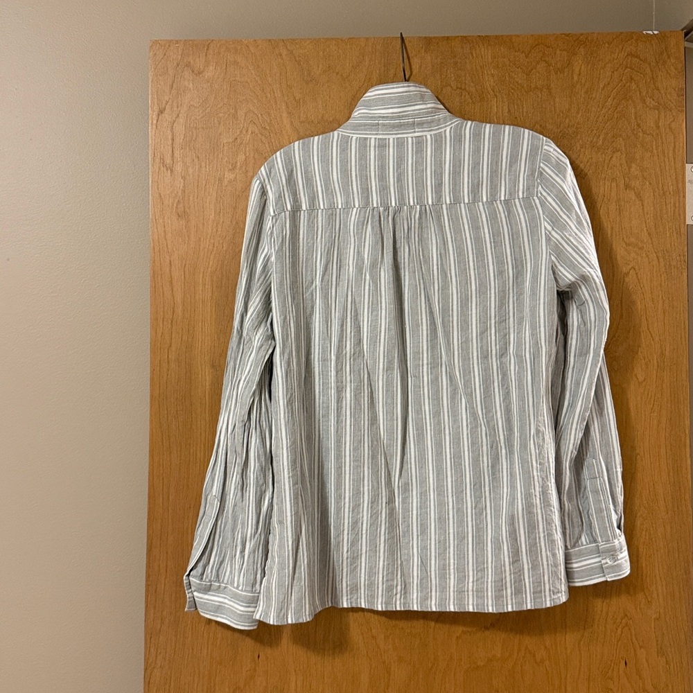 Kut from the Kloth Jasmine Roll Up Sleeve Blouse - Picture 3 of 9